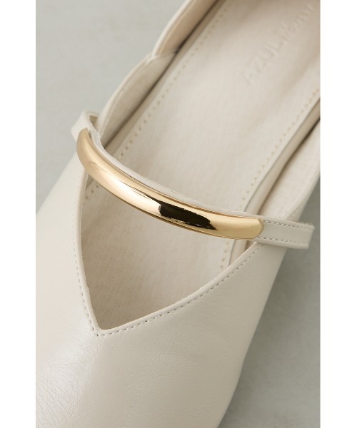 AZUL by moussy（アズールバイマウジー）の「ルクスメタルポインテッドトゥパンプス（パンプス・レディース・アイボリー/ブラック・SMALL/LARGE/MEDIUM）」の12枚目の写真