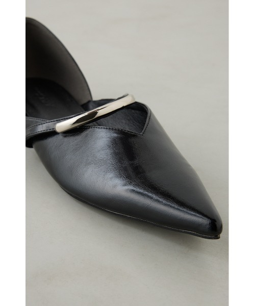 AZUL by moussy（アズールバイマウジー）の「ルクスメタルポインテッドトゥパンプス（パンプス・レディース・アイボリー/ブラック・SMALL/LARGE/MEDIUM）」の22枚目の写真