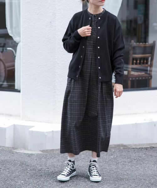 FORK&SPOON(フォークアンドスプーン)の「FORK&SPOON ミラノリブクルーネックカーディガン(カーディガン/ボレロ・レディース・アイボリー/ブラック/ネイビー/レッド・1)」の10枚目の写真