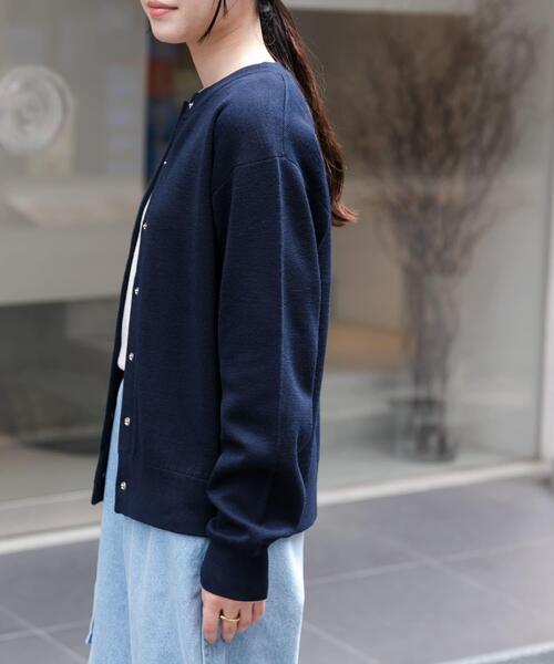 FORK&SPOON(フォークアンドスプーン)の「FORK&SPOON ミラノリブクルーネックカーディガン(カーディガン/ボレロ・レディース・アイボリー/ブラック/ネイビー/レッド・1)」の15枚目の写真