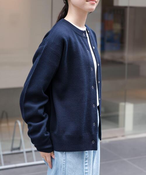 FORK&SPOON(フォークアンドスプーン)の「FORK&SPOON ミラノリブクルーネックカーディガン(カーディガン/ボレロ・レディース・アイボリー/ブラック/ネイビー/レッド・1)」の17枚目の写真