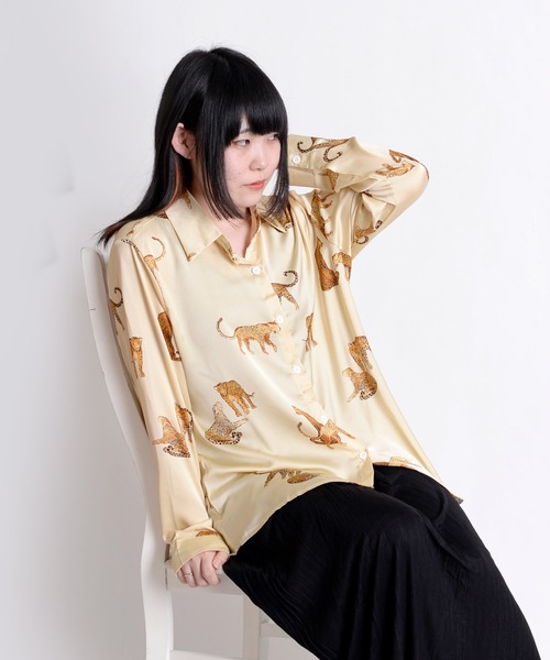 MARAI(マーライ)の「豹柄長袖シャツ ブラウス 大人カジュアル(シャツ/ブラウス・レディース・カーキ/ベージュ・FREE)」の6枚目の写真