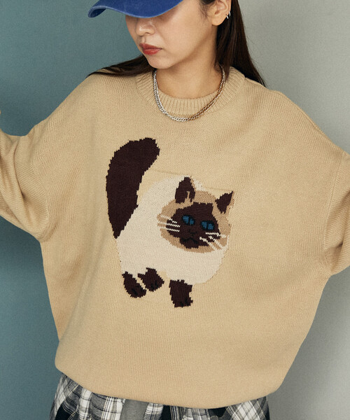 PUBLUX（パブリュクス）の「PUBLUX/パブリュクス Various キャット デザイン ニット　限定展開（ニット/セーター・レディース・チャコールグレー/ブルー/ブラック/ダークグレー/ベージュ/グリーン・LARGE/MEDIUM/SMALL）」の4枚目の写真