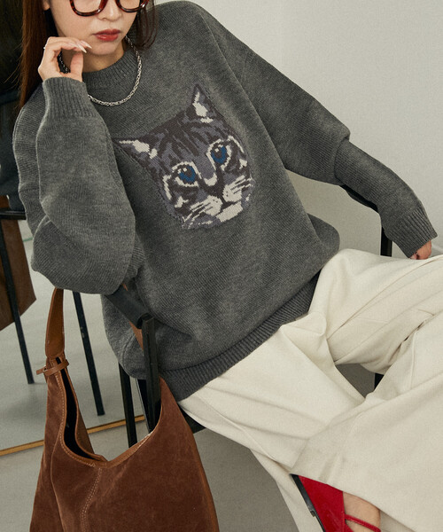 PUBLUX（パブリュクス）の「PUBLUX/パブリュクス Various キャット デザイン ニット　限定展開（ニット/セーター・レディース・チャコールグレー/ブルー/ブラック/ダークグレー/ベージュ/グリーン・LARGE/MEDIUM/SMALL）」の3枚目の写真