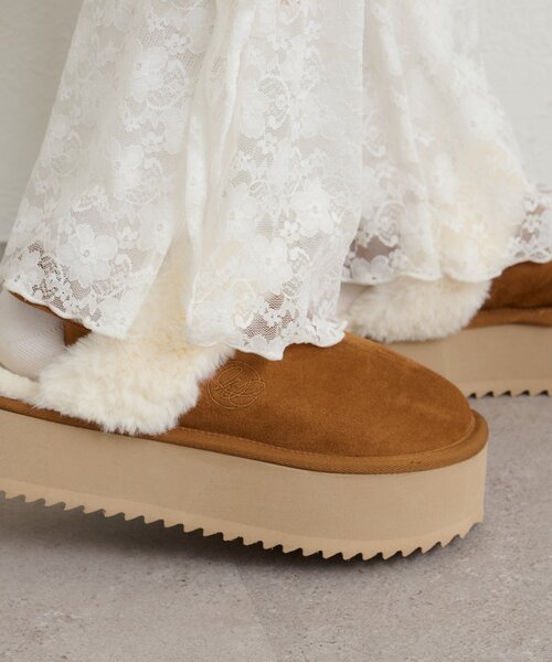 w closet（ダブルクローゼット）の「ファー厚底サンダル（ブーツ・レディース・アイボリー/ピンク/ベージュ・MEDIUM/LARGE）」の8枚目の写真
