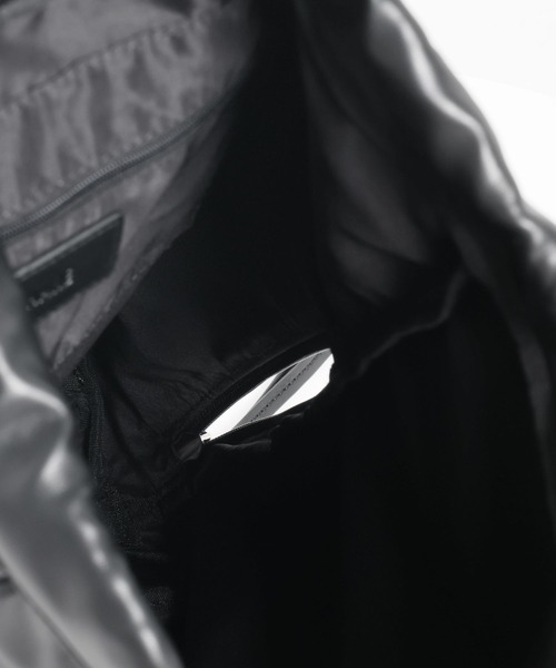 HARE（ハレ）の「レザーナップサック(HARE)（バックパック/リュック・メンズ・ブラック・FREE）」の10枚目の写真