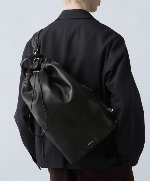 HARE（ハレ）の「レザーナップサック(HARE)（バックパック/リュック・メンズ・ブラック・FREE）」の18枚目の写真