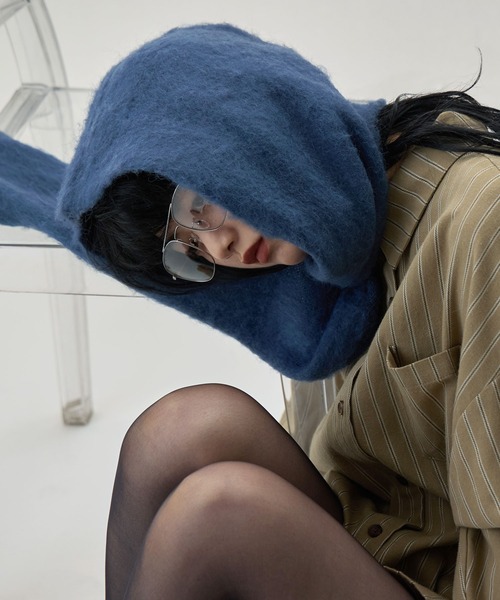 etoll.（エトル）の「モヘアタッチフードマフラー（マフラー・レディース・ベージュ/レッド/ブルー/チャコールグレー・M）」の16枚目の写真