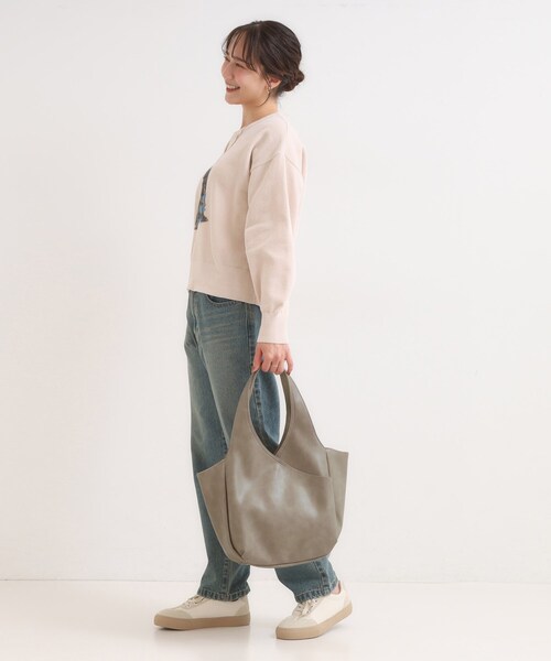 SHOO・LA・RUE(シューラルー)の「あおりポケットバルーントートバッグ(トートバッグ・レディース・ブルー系その他/ブラウン系その他/ブラック・00)」の9枚目の写真