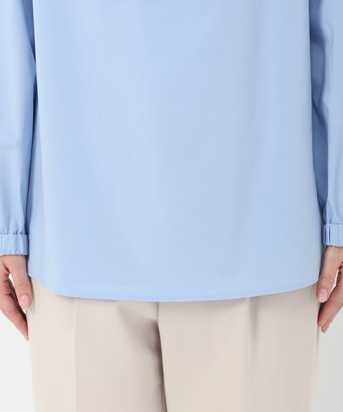 STRAWBERRY-FIELDS(ストロベリーフィールズ)の「ミルキータフタ_フリルカラーボウタイブラウス(シャツ/ブラウス・レディース・キナリ/ブラック・2)」の10枚目の写真