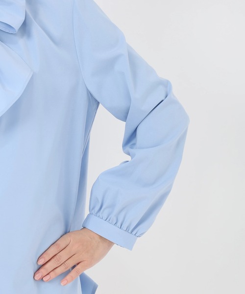 STRAWBERRY-FIELDS(ストロベリーフィールズ)の「ミルキータフタ_フリルカラーボウタイブラウス(シャツ/ブラウス・レディース・キナリ/ブラック・2)」の9枚目の写真