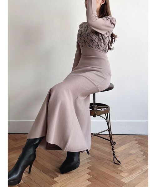 RESEXXY（リゼクシー）の「チェックジャガードマーメイドニットワンピース（ワンピース・レディース・アイボリー/ブラック/ベージュ・FREE）」の5枚目の写真