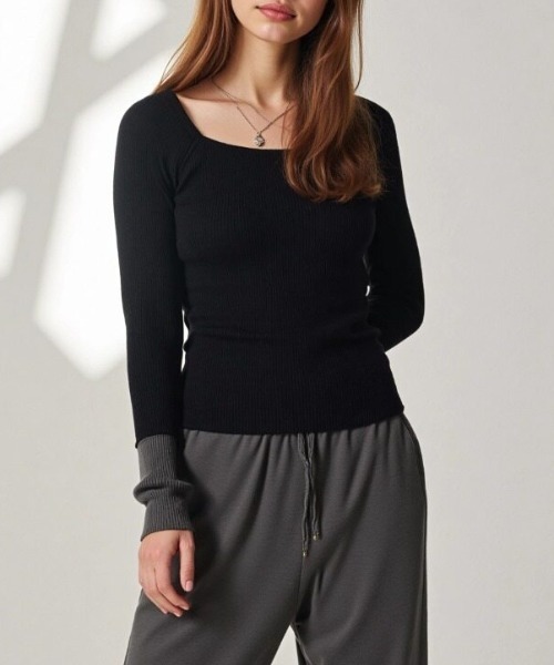 cammie（キャミー）の「袖配色ニットトップス（ニット/セーター・レディース・ブラック/ベージュ・F）」の4枚目の写真