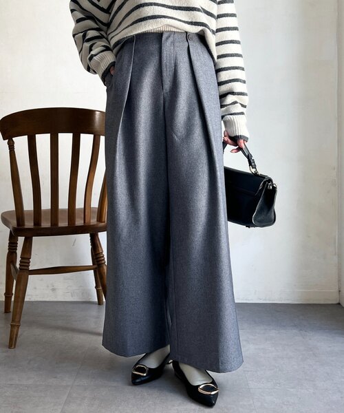 Chez toi（シェトワ）の「【静電気防止】サイドボタンタックパンツ（その他パンツ・レディース・ベージュ/ブルー/グレー/グリーン・FREE）」の22枚目の写真