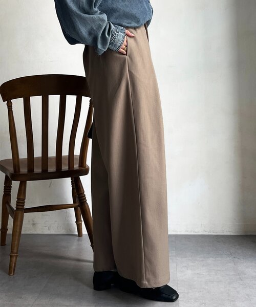 Chez toi（シェトワ）の「【静電気防止】サイドボタンタックパンツ（その他パンツ・レディース・ベージュ/ブルー/グレー/グリーン・FREE）」の7枚目の写真