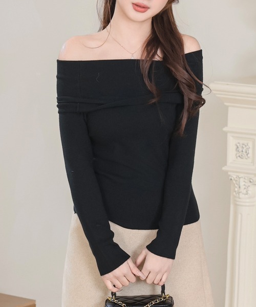 Anely(アネリー)の「折り返し オフショル リブ ニット トップス(ニット/セーター・レディース・ブラック/グレー/ピンク/ホワイト・FREE)」の10枚目の写真