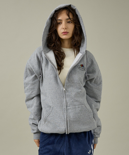 FRUIT OF THE LOOM(フルーツオブザルーム)の「【FRUIT OF THE LOOM/フルーツ・オブ・ザ・ルーム】PRINTZIP HOODIE1/ワンポイント/ユニセックス【WEB限定】(パーカー・メンズ・グレー・M/L/XL)」の5枚目の写真