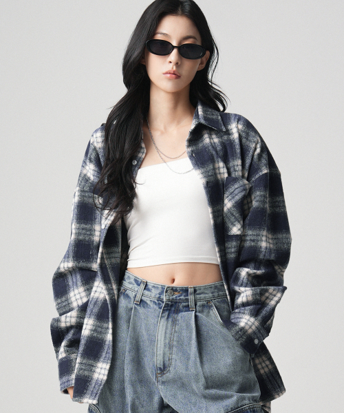 AVANDRESS(アバンドレス )の「Peter Check Shirt BROWN(シャツ/ブラウス・レディース・ブラウン・MEDIUM/LARGE/X-LARGE)」の5枚目の写真