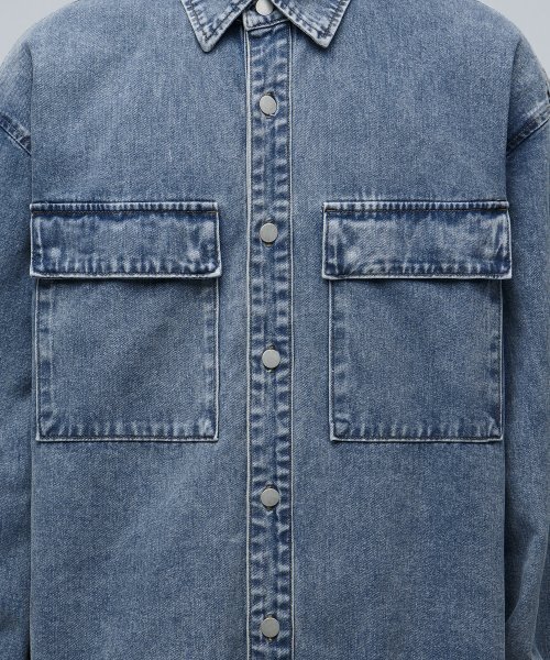 MUSINSA STANDARD(ムシンサスタンダード)の「特大ダブルポケットデニムシャツ【ライトインディゴ】(シャツ/ブラウス・メンズ・その他・MEDIUM/LARGE/X-LARGE/XX-LARGE)」の8枚目の写真