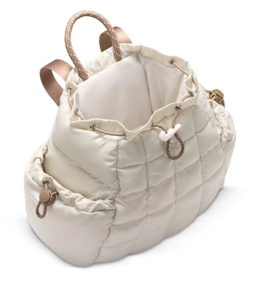 NIKE（ナイキ）の「ナイキ スポーツウェア パフル バックパック (9L) / Nike Sportswear Puffle Backpack (9L) HQ6693-072 Light Bone（バックパック/リュック・メンズ・オフホワイト・ONE SIZE）」の5枚目の写真