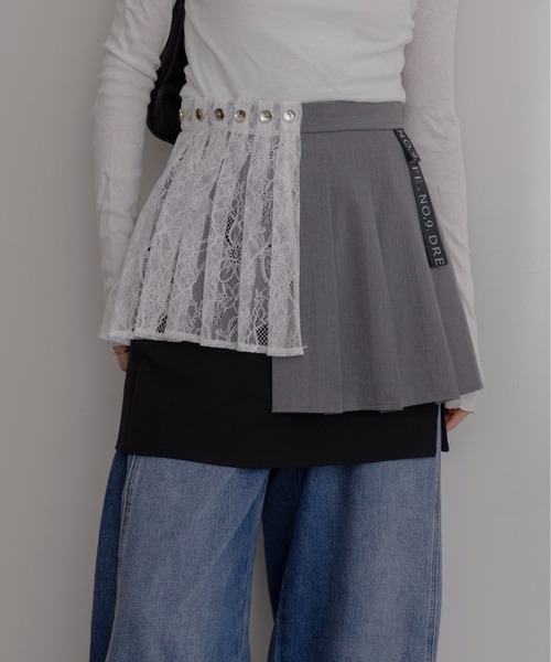 Eimee Law（エイミーロウ）の「プリーツレイヤード3TEXミニスカート（スカート・レディース・グレー/ブラウン/レッド・MEDIUM）」の9枚目の写真