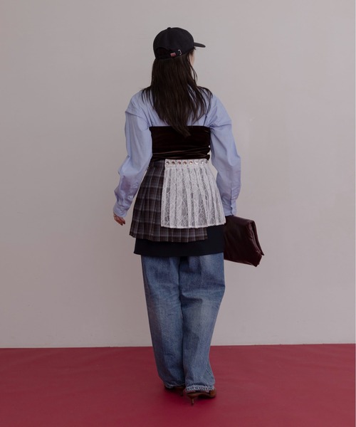 Eimee Law（エイミーロウ）の「プリーツレイヤード3TEXミニスカート（スカート・レディース・グレー/ブラウン/レッド・MEDIUM）」の17枚目の写真