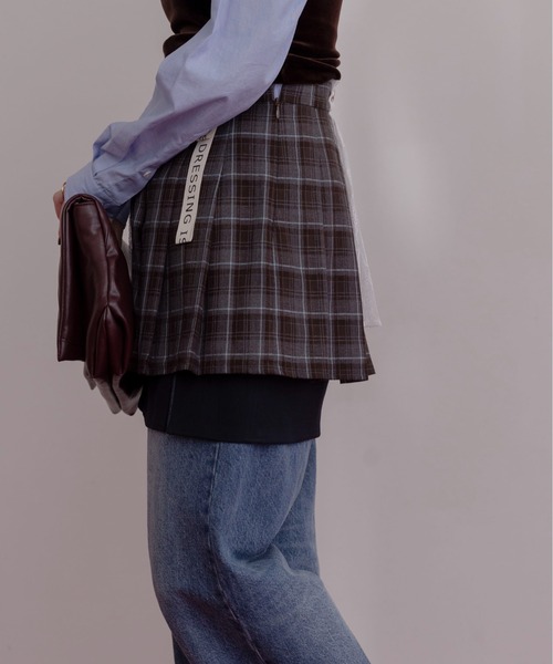 Eimee Law（エイミーロウ）の「プリーツレイヤード3TEXミニスカート（スカート・レディース・グレー/ブラウン/レッド・MEDIUM）」の20枚目の写真