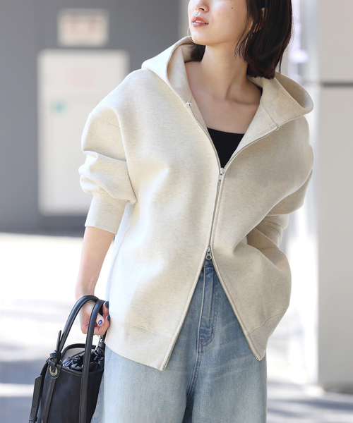 JOURNAL STANDARD relume（ジャーナルスタンダード　レリューム）の「《WEB限定追加3》フーディーブルゾン（パーカー・レディース・チャコールグレー/アイボリー/スミクロ・FREE）」の2枚目の写真