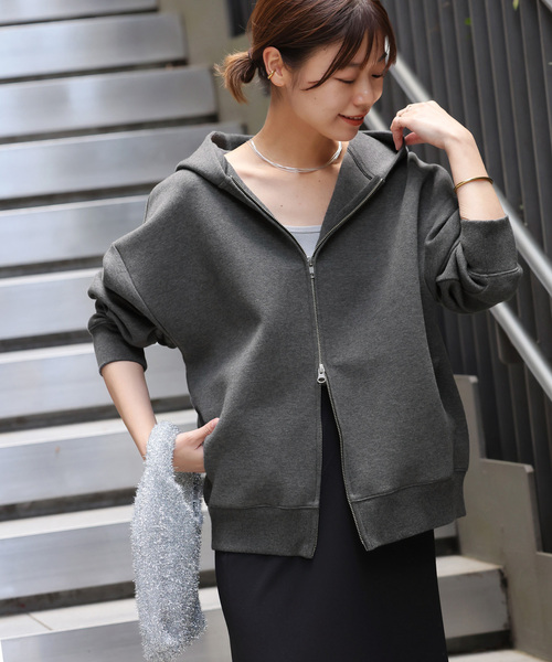 JOURNAL STANDARD relume（ジャーナルスタンダード　レリューム）の「《WEB限定追加3》フーディーブルゾン（パーカー・レディース・チャコールグレー/アイボリー/スミクロ・FREE）」の13枚目の写真