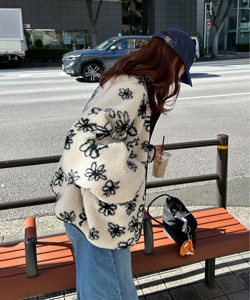 PILIT（ピリット）の「【リバーシブル】花柄ボアブルゾン（ブルゾン