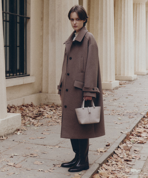 ARTID(アルティーダ)の「カシミヤオーバーサイズロングコート_BROWN(トレンチコート・レディース・ブラウン・SMALL/MEDIUM)」の2枚目の写真