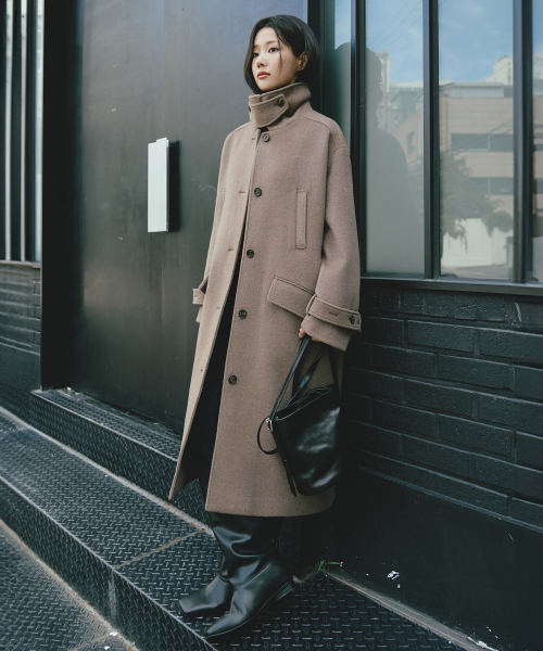 ARTID(アルティーダ)の「カシミヤオーバーサイズロングコート_BROWN(トレンチコート・レディース・ブラウン・SMALL/MEDIUM)」の5枚目の写真