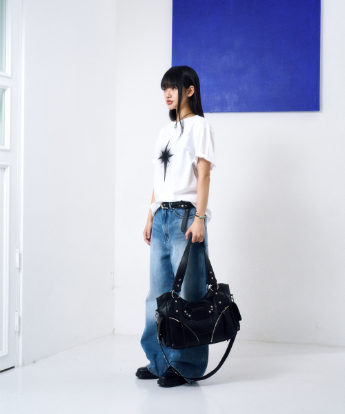 IUGAMAKARAS(イウガマカラス)の「Sprayed Half Top (White)(Tシャツ/カットソー・レディース・その他・1/3)」の5枚目の写真