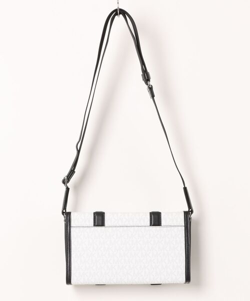 MICHAEL KORS(マイケルコース)の「COOPER TRUNK XBODY クロスボディ(ショルダーバッグ・メンズ・ホワイト系・FREE)」の2枚目の写真