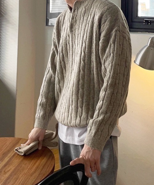NOWLE(ノウル)の「【NOWLE】ケーブル編み ヘンリーネック プルオーバー ニット(ニット/セーター・メンズ・サンドグレー/ブラック/ネイビー・LARGE/MEDIUM)」の21枚目の写真