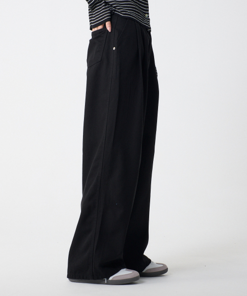 UNKNOWN PLANET(アンノウンプラネット)の「ツーピンタックワイドコットンパンツブラック(その他パンツ・レディース・その他・SMALL/LARGE/MEDIUM)」の6枚目の写真