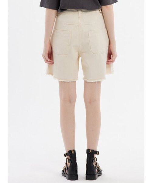 UNKNOWN PLANET(アンノウンプラネット)の「タックシワショーツベージュ(その他パンツ・レディース・その他・SMALL/MEDIUM)」の4枚目の写真