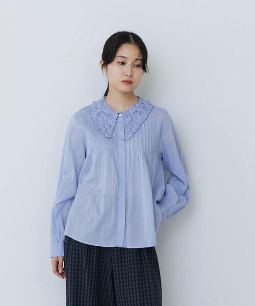 conges payes ADIEU TRISTESSE（コンジェ ペイエ アデュートリステス）の「インドコットン刺繍襟ブラウス（シャツ/ブラウス・レディース・ライム/サックスブルー/オフホワイト・38）」の15枚目の写真