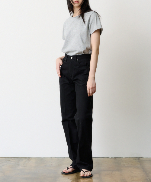 DENMADE(デンメイド)の「(WOMEN) DEN0655 Crease Chino Pants (Black)(その他パンツ・レディース・その他・M/XS/S)」の1枚目の写真