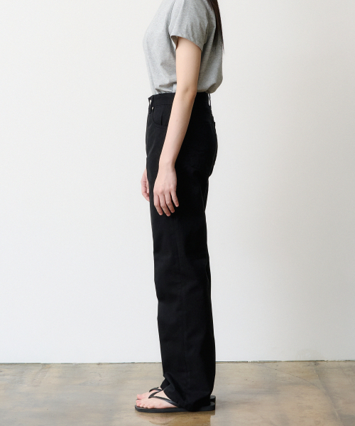 DENMADE(デンメイド)の「(WOMEN) DEN0655 Crease Chino Pants (Black)(その他パンツ・レディース・その他・M/XS/S)」の3枚目の写真