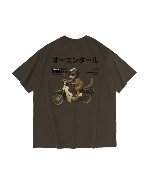 OUNDERR(オアンダーアール)の「RIDING BIKE CAT オーバーサイズ 半袖Tシャツ (カーキ)(Tシャツ/カットソー・レディース・その他・SMALL/MEDIUM/LARGE/X-LARGE/2XL)」の3枚目の写真