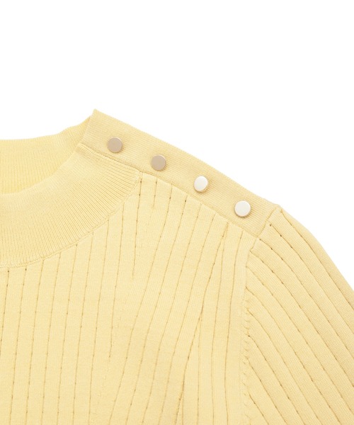 YECCA VECCA（イェッカヴェッカ）の「金釦ペプラムニット（ニット/セーター・レディース・ブラック/アイボリー/イエロー/ライトブルー・FREE）」の7枚目の写真