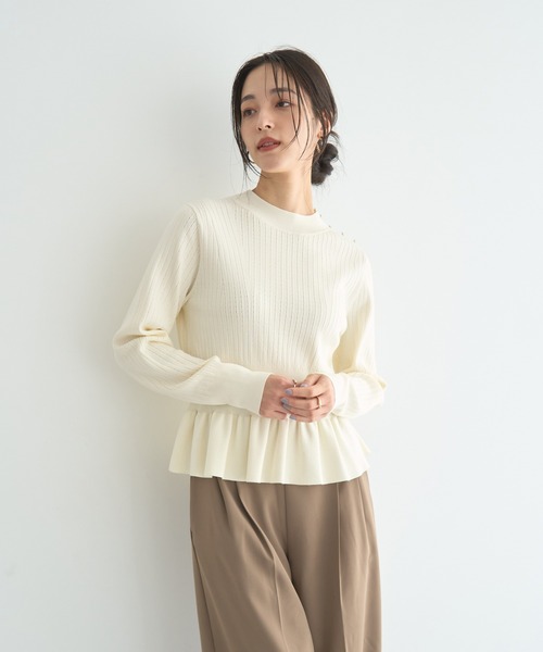 YECCA VECCA（イェッカヴェッカ）の「金釦ペプラムニット（ニット/セーター・レディース・ブラック/アイボリー/イエロー/ライトブルー・FREE）」の22枚目の写真