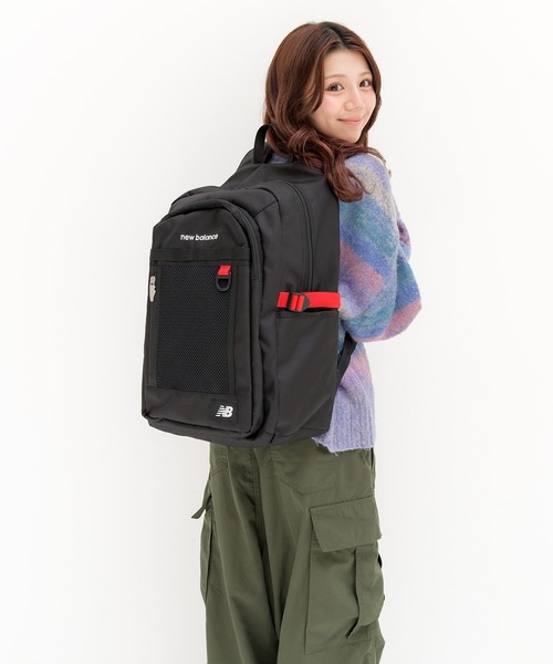 NEW BALANCE（ニューバランス）の「【NewBalance】 DAY PACK 32L（バックパック/リュック・メンズ・レッド/ブラック・FREE）」の3枚目の写真