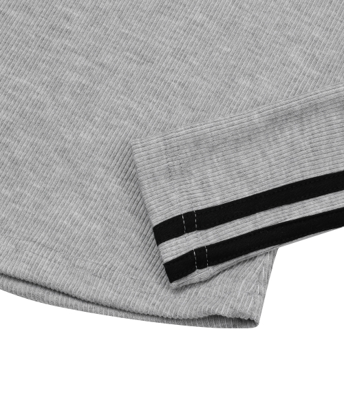 MUCENT(ムセント)の「バインディングトラックラインVネックリブTシャツ(3カラー)(Tシャツ/カットソー・レディース・グレー/ブラック/ネイビー・FREE)」の13枚目の写真