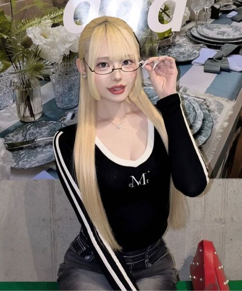 MUCENT(ムセント)の「バインディングトラックラインVネックリブTシャツ(3カラー)(Tシャツ/カットソー・レディース・グレー/ブラック/ネイビー・FREE)」の18枚目の写真