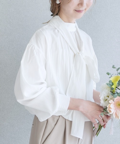 reca(レカ)の「ボウタイ付きギャザーブラウス(シャツ/ブラウス・レディース・ブルー/ブラック/ホワイト・FREE)」の4枚目の写真