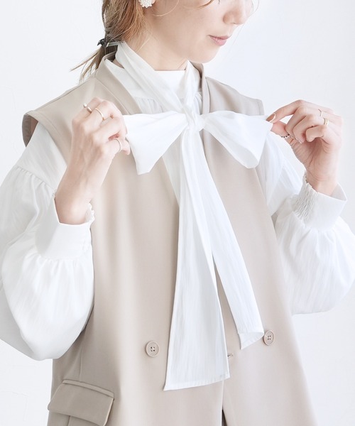 reca(レカ)の「ボウタイ付きギャザーブラウス(シャツ/ブラウス・レディース・ブルー/ブラック/ホワイト・FREE)」の5枚目の写真