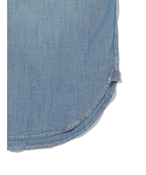 Levi's(リーバイス)の「Levi's/リーバイス ハーリー ボーイフレンドシャツ(シャツ/ブラウス・レディース・インディゴブルー・M/S/XS)」の6枚目の写真