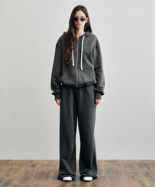 CITTA（シータ）の「Every Day No.23 Patch Sweat Pants_CTB552(Charcoal)（スウェットパンツ・レディース・チャコール・FREE）」の2枚目の写真